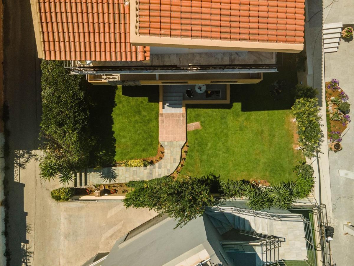 Manos Beachside Apartments Aγία Μαρίνα Εξωτερικό φωτογραφία