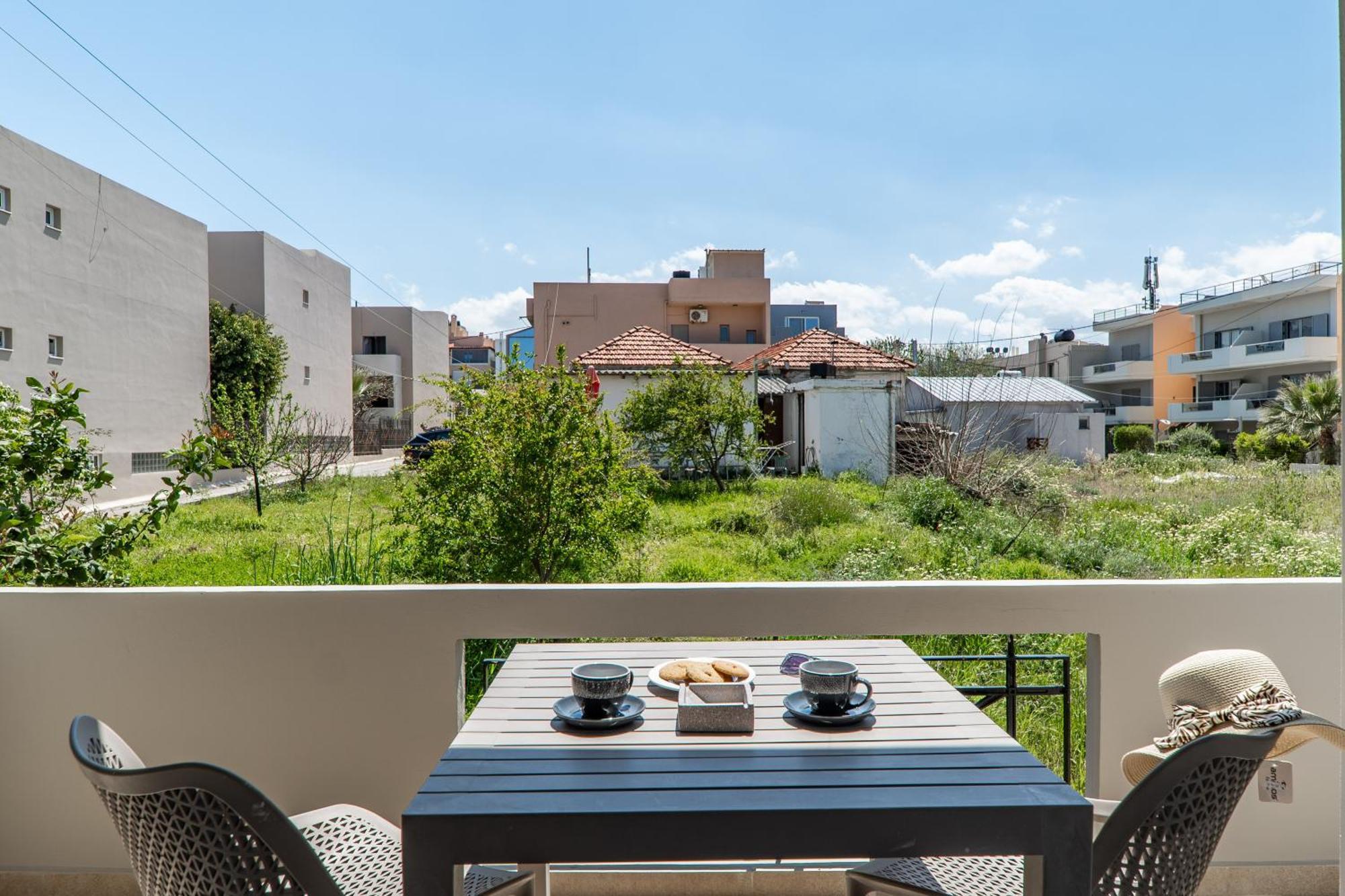 Manos Beachside Apartments Aγία Μαρίνα Εξωτερικό φωτογραφία