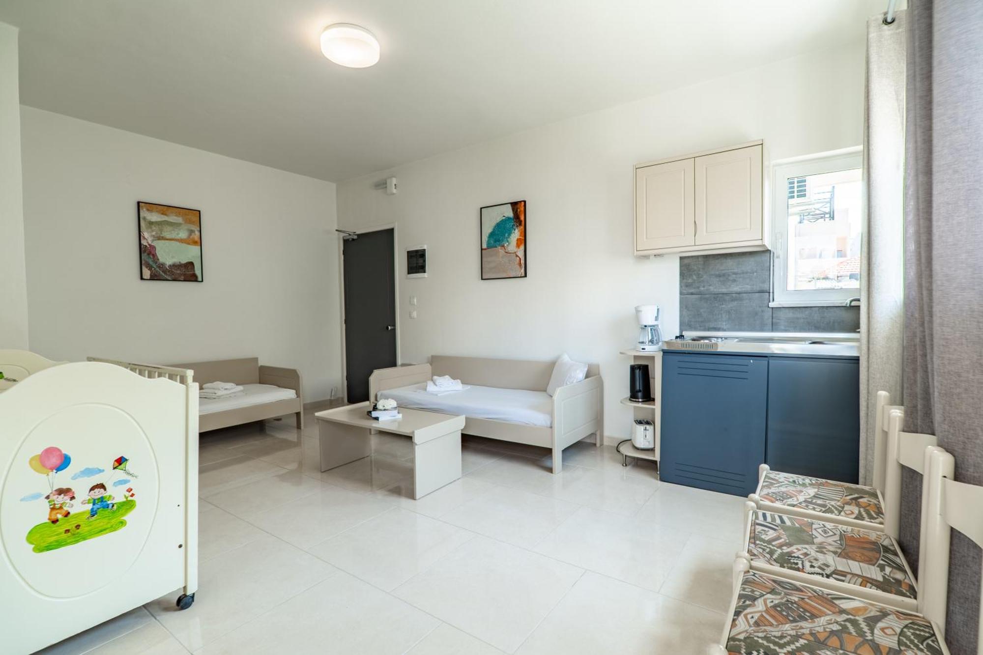 Manos Beachside Apartments Aγία Μαρίνα Δωμάτιο φωτογραφία